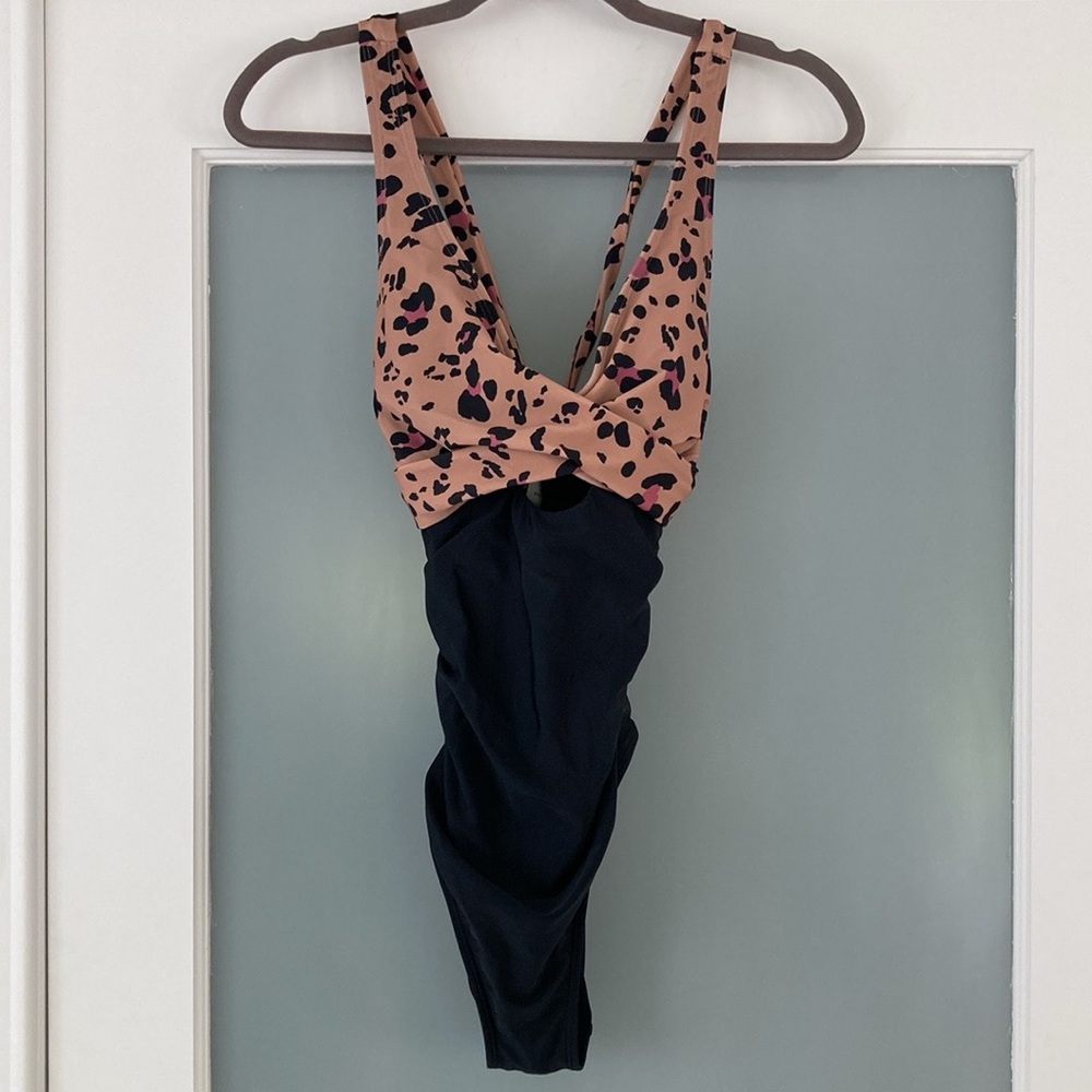 CUPSHE SWIMSUIT
